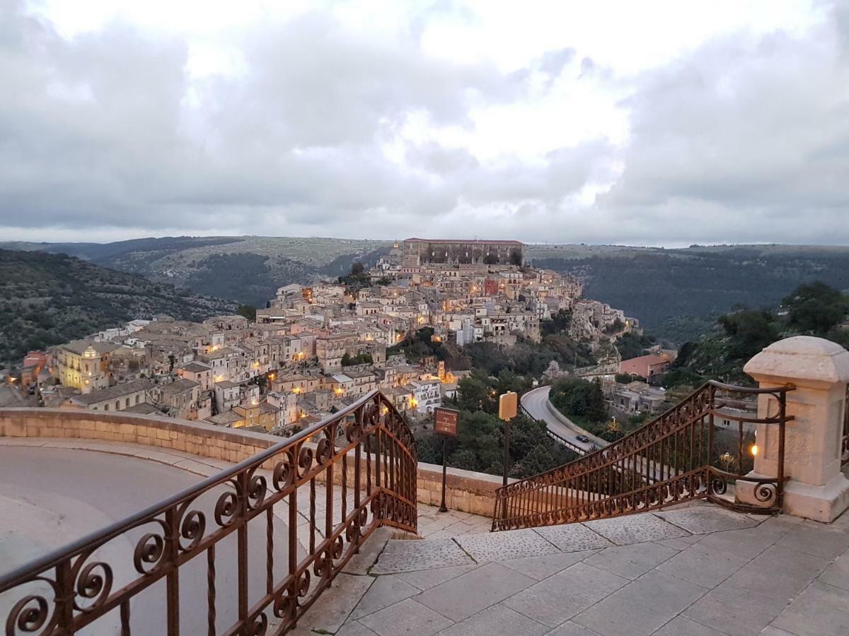 Casa Santa Maria - Fichi D'India Hotel Ragusa Buitenkant foto