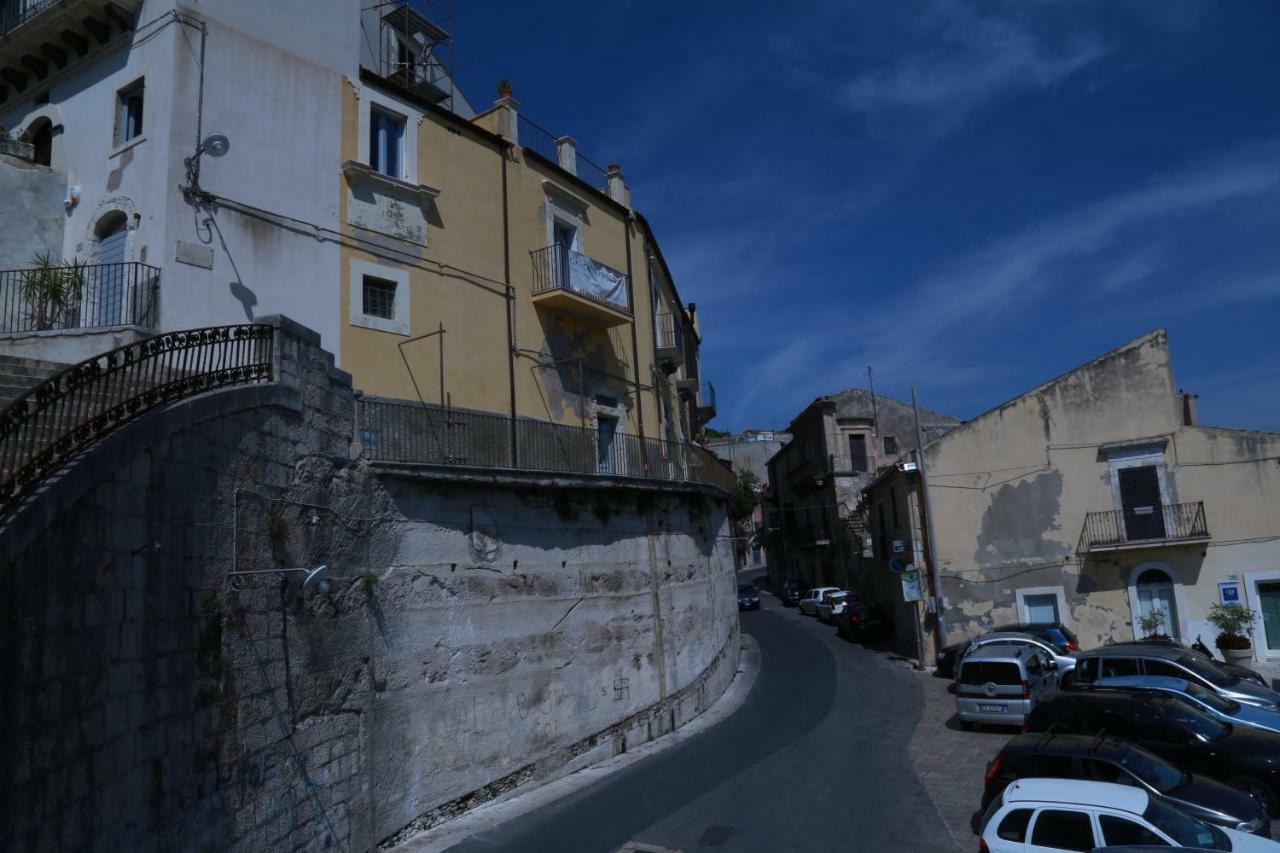 Casa Santa Maria - Fichi D'India Hotel Ragusa Buitenkant foto